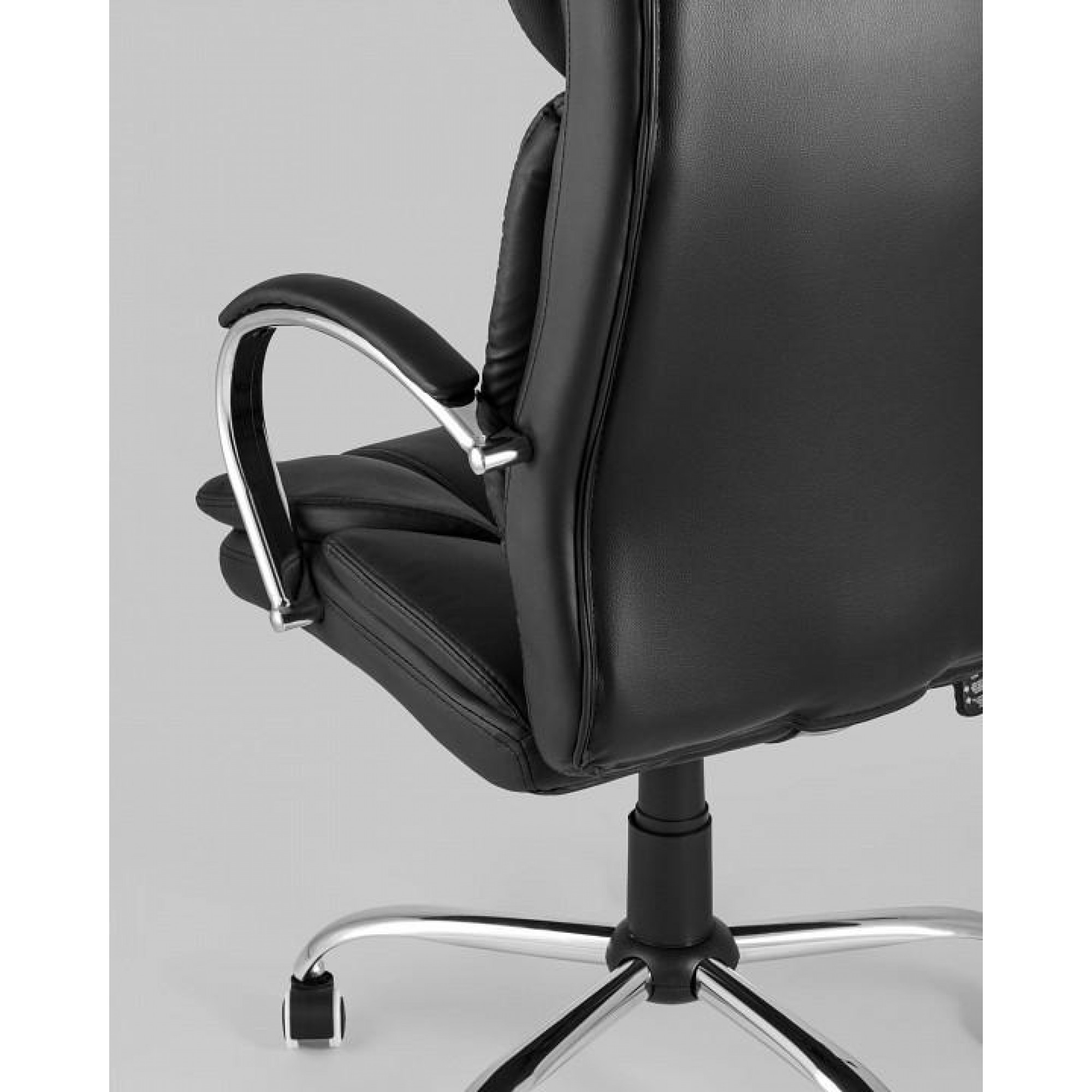 Кресло для руководителя Topchairs Ultra    SGR_D-423_black