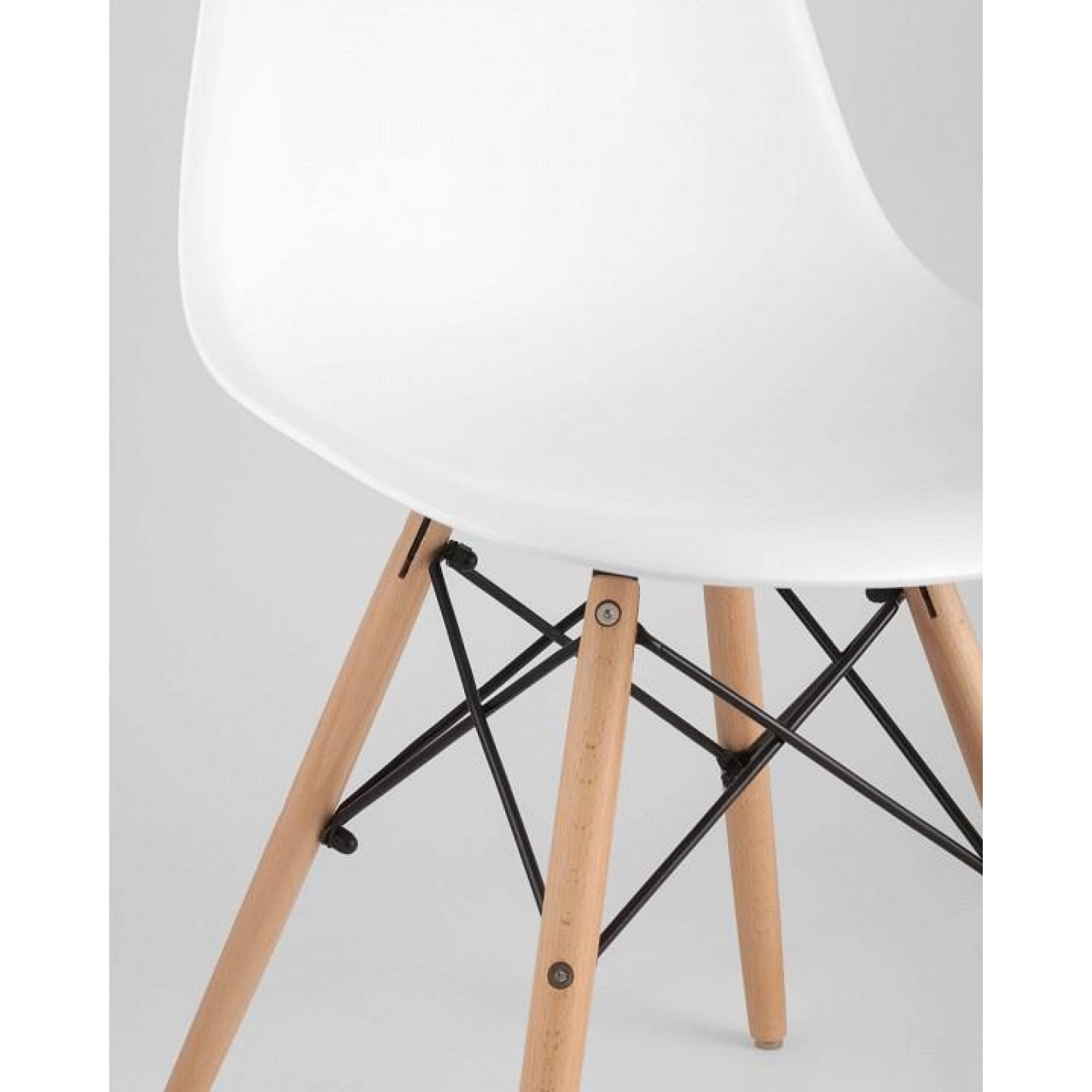 Набор из 4 стульев Eames    SGR_8056PP-WHITE-X4